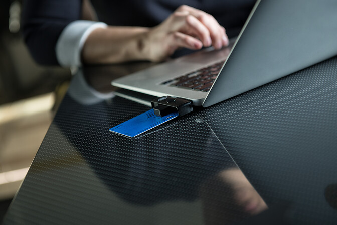 Estonia blocks e-Residency for new Russian, Belarusian citizens