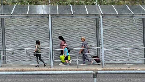 Estonia has banned Russian tourists. Now it's lobbying the European Union to do the same